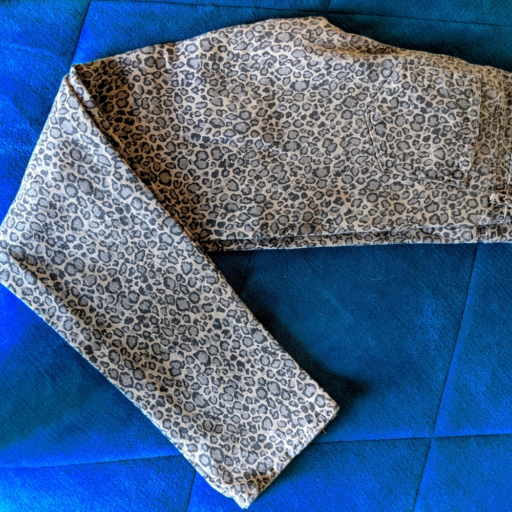 Paige Leopard Jeans